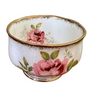 Royal Albert American Beauty Open Sugar Bowl